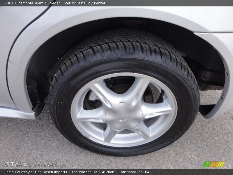 Sterling Metallic / Pewter 2001 Oldsmobile Alero GL Sedan