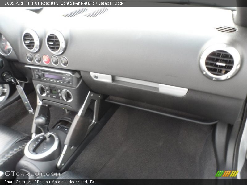 Dashboard of 2005 TT 1.8T Roadster