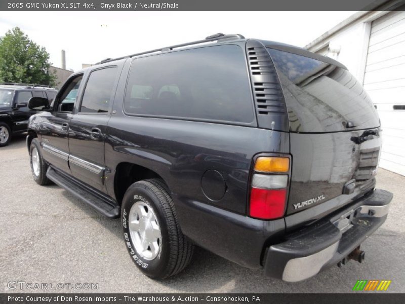 Onyx Black / Neutral/Shale 2005 GMC Yukon XL SLT 4x4