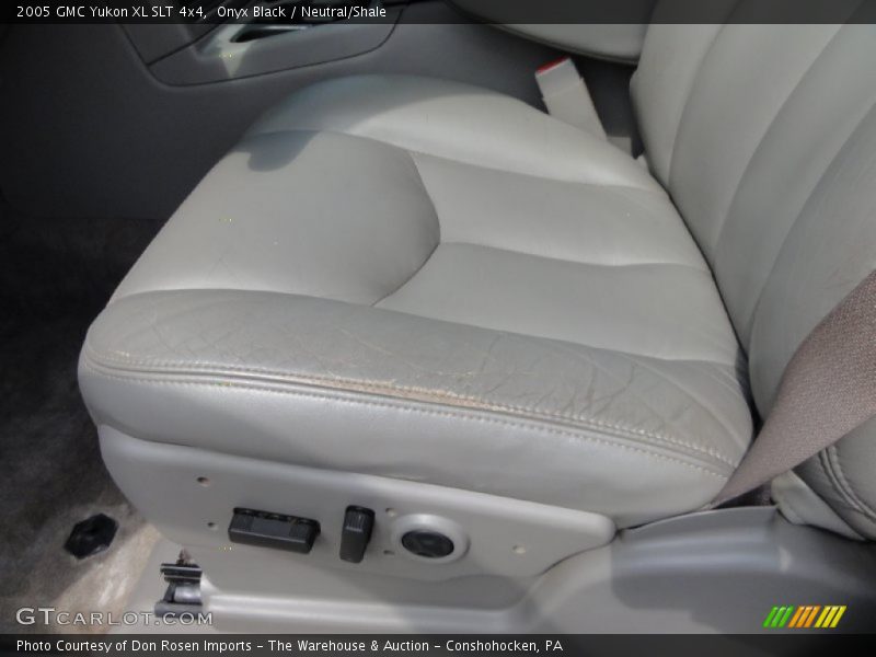 Onyx Black / Neutral/Shale 2005 GMC Yukon XL SLT 4x4