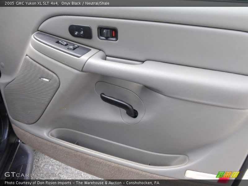 Onyx Black / Neutral/Shale 2005 GMC Yukon XL SLT 4x4
