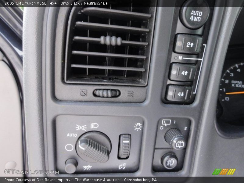Onyx Black / Neutral/Shale 2005 GMC Yukon XL SLT 4x4