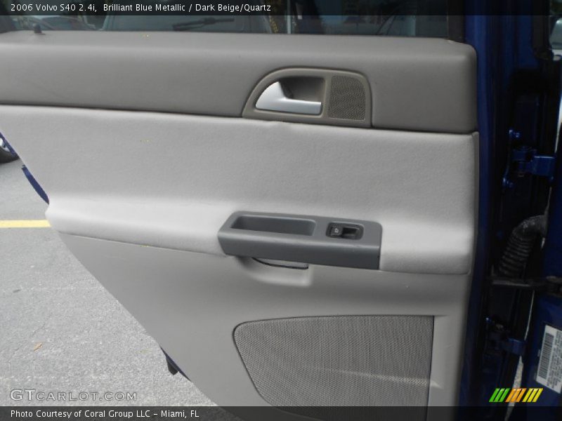 Brilliant Blue Metallic / Dark Beige/Quartz 2006 Volvo S40 2.4i