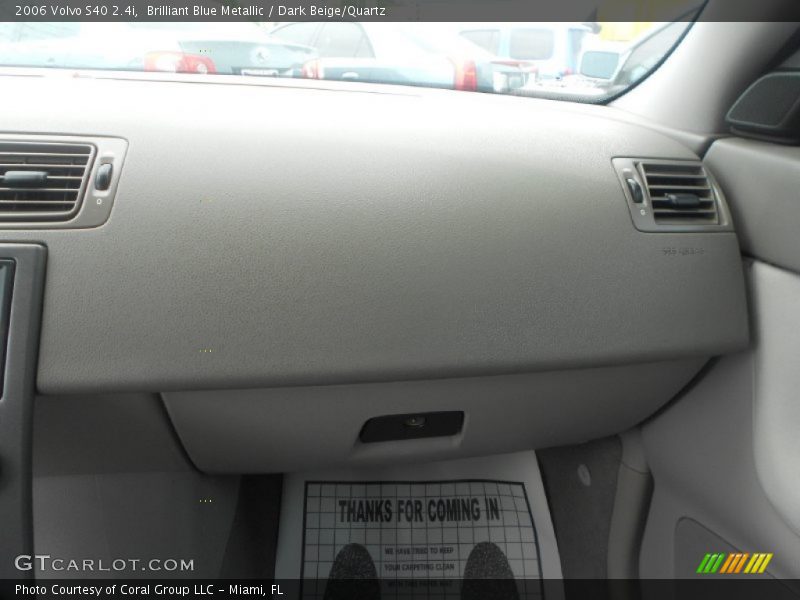 Brilliant Blue Metallic / Dark Beige/Quartz 2006 Volvo S40 2.4i