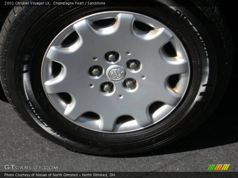 Champagne Pearl / Sandstone 2001 Chrysler Voyager LX