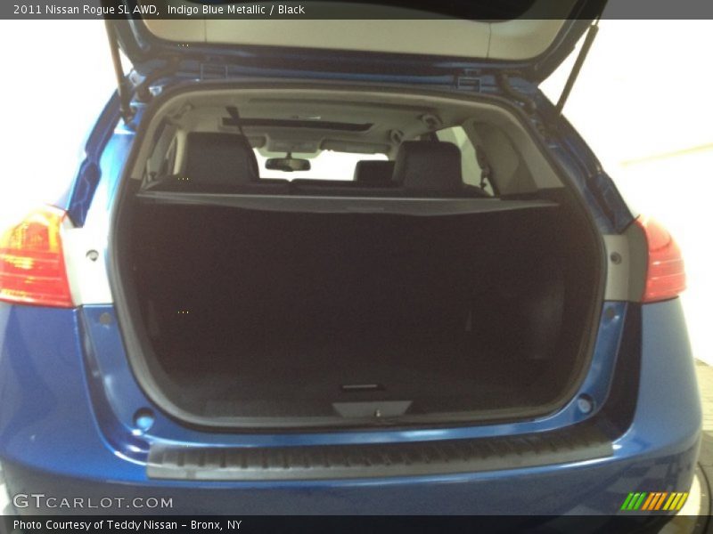 Indigo Blue Metallic / Black 2011 Nissan Rogue SL AWD
