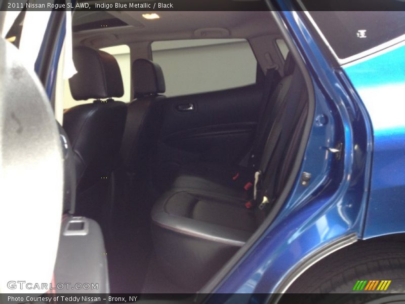 Indigo Blue Metallic / Black 2011 Nissan Rogue SL AWD