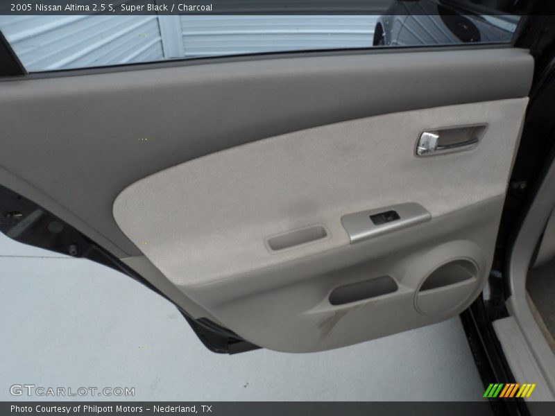 Super Black / Charcoal 2005 Nissan Altima 2.5 S