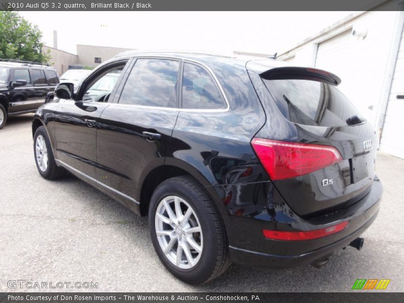 Brilliant Black / Black 2010 Audi Q5 3.2 quattro