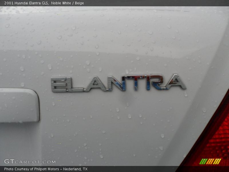 Noble White / Beige 2001 Hyundai Elantra GLS