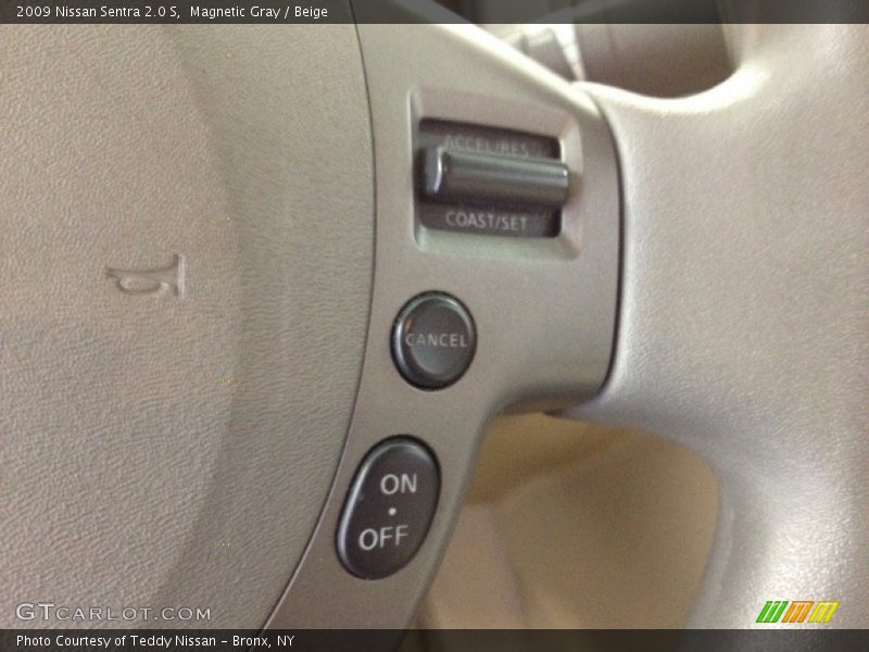 Magnetic Gray / Beige 2009 Nissan Sentra 2.0 S