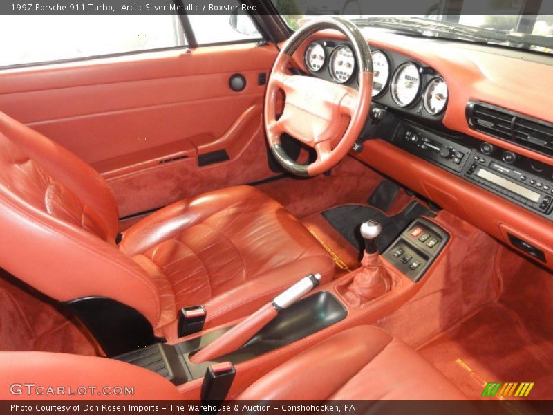 Dashboard of 1997 911 Turbo