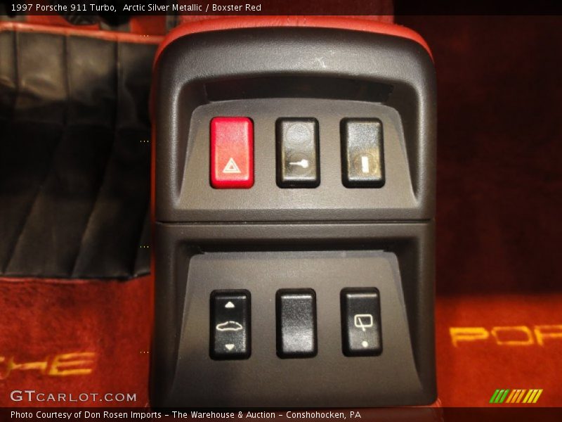 Controls of 1997 911 Turbo