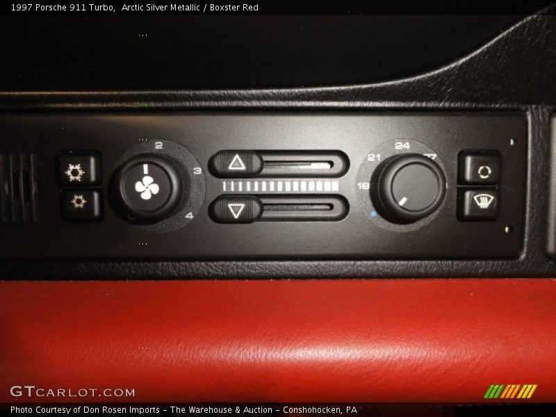 Controls of 1997 911 Turbo