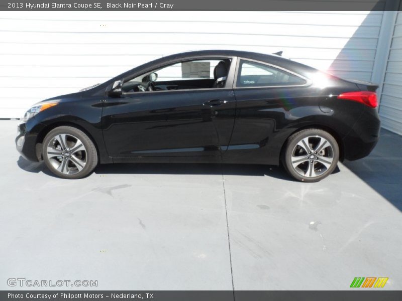 Black Noir Pearl / Gray 2013 Hyundai Elantra Coupe SE