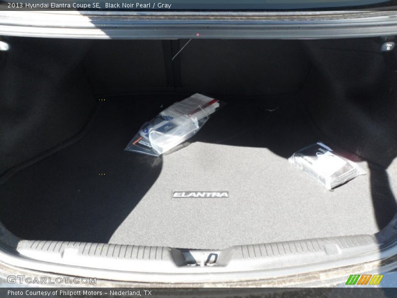 Black Noir Pearl / Gray 2013 Hyundai Elantra Coupe SE