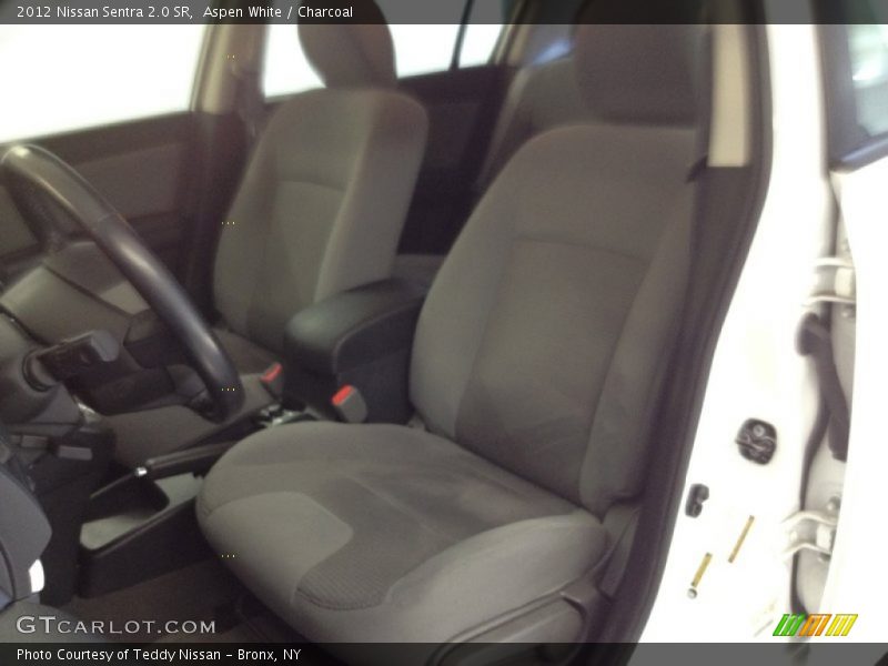 Aspen White / Charcoal 2012 Nissan Sentra 2.0 SR