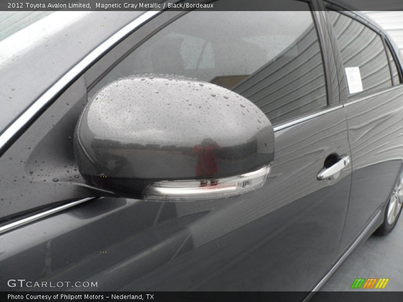 Magnetic Gray Metallic / Black/Bordeaux 2012 Toyota Avalon Limited