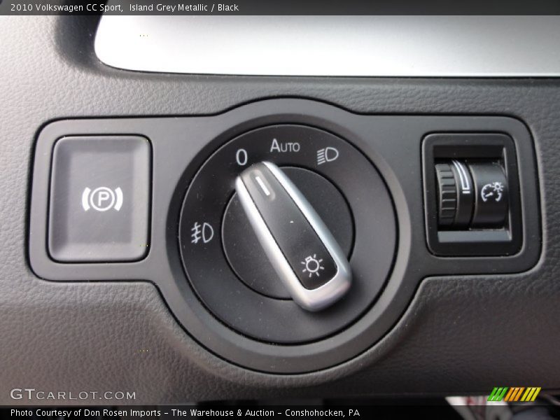 Island Grey Metallic / Black 2010 Volkswagen CC Sport