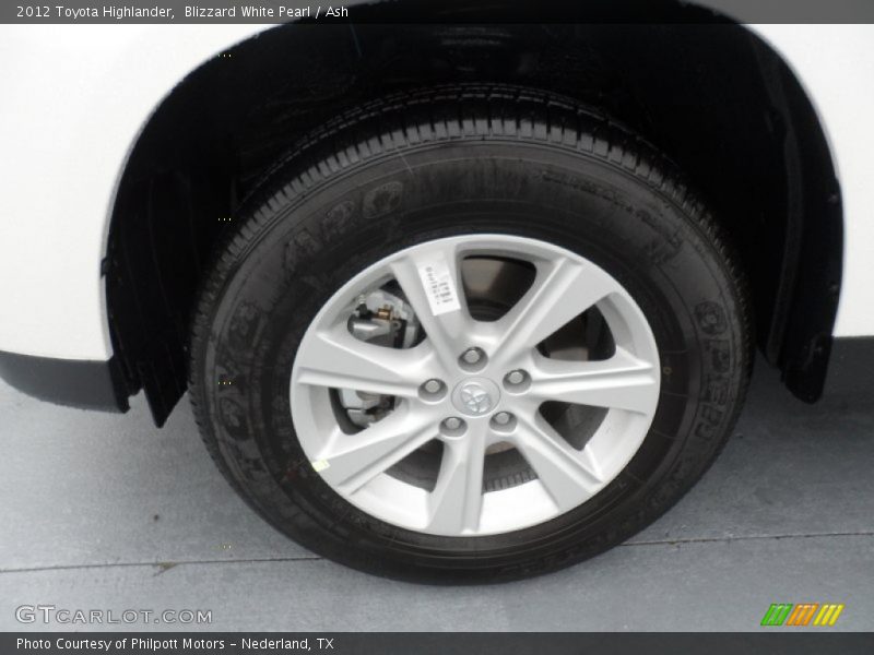Blizzard White Pearl / Ash 2012 Toyota Highlander