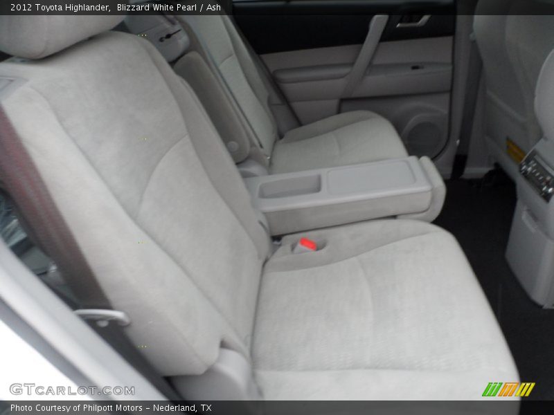 Blizzard White Pearl / Ash 2012 Toyota Highlander