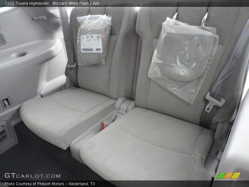 Blizzard White Pearl / Ash 2012 Toyota Highlander