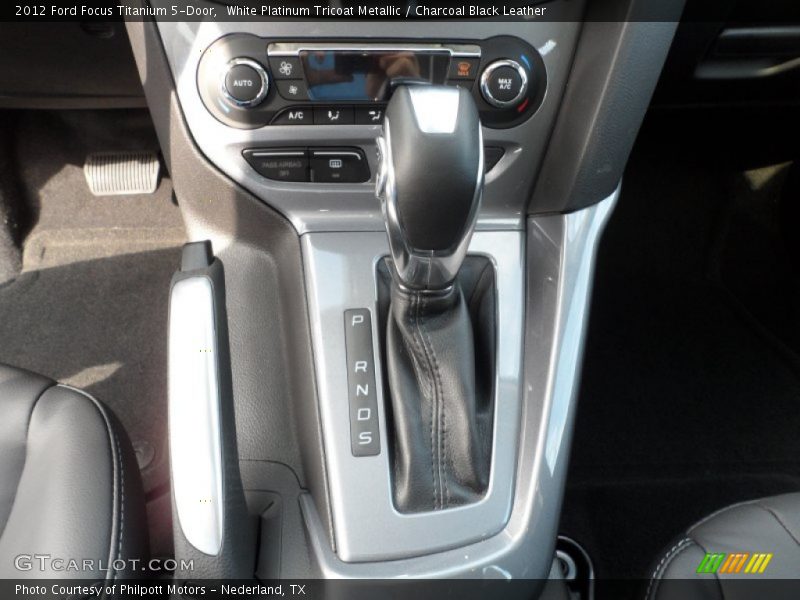  2012 Focus Titanium 5-Door 6 Speed PowerShift Automatic Shifter
