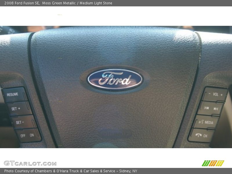 Moss Green Metallic / Medium Light Stone 2008 Ford Fusion SE