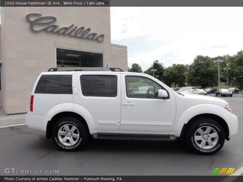 White Frost / Cafe Latte 2009 Nissan Pathfinder SE 4x4