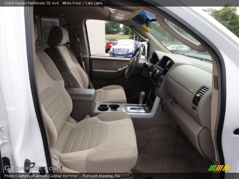 White Frost / Cafe Latte 2009 Nissan Pathfinder SE 4x4