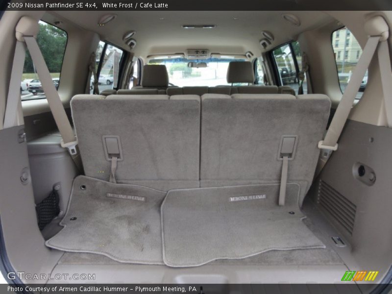 White Frost / Cafe Latte 2009 Nissan Pathfinder SE 4x4