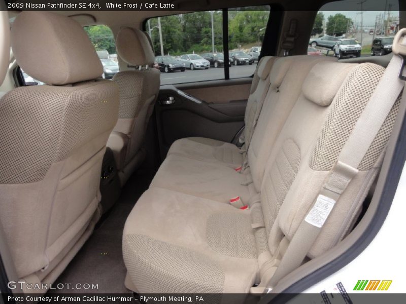 White Frost / Cafe Latte 2009 Nissan Pathfinder SE 4x4