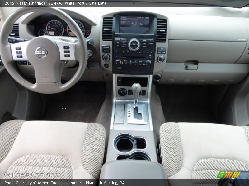 White Frost / Cafe Latte 2009 Nissan Pathfinder SE 4x4