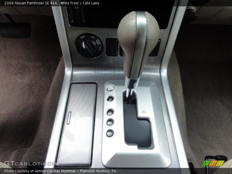 White Frost / Cafe Latte 2009 Nissan Pathfinder SE 4x4