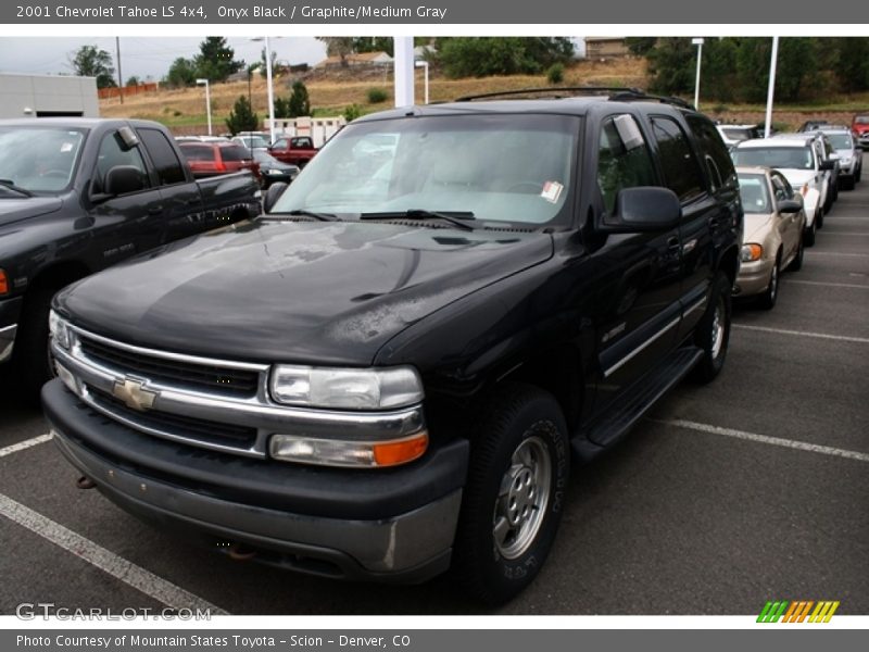 Onyx Black / Graphite/Medium Gray 2001 Chevrolet Tahoe LS 4x4