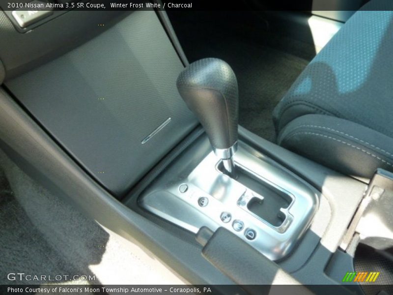 Winter Frost White / Charcoal 2010 Nissan Altima 3.5 SR Coupe