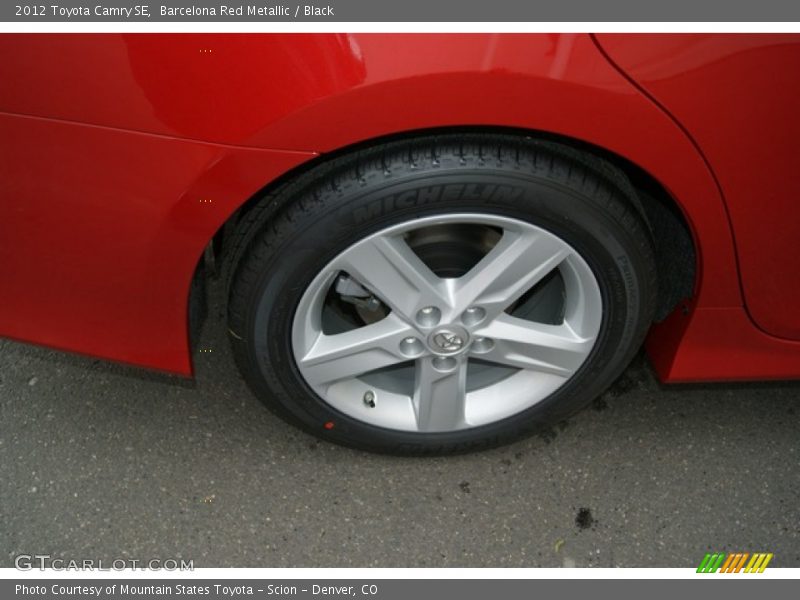 Barcelona Red Metallic / Black 2012 Toyota Camry SE