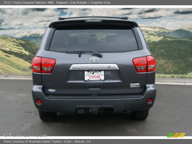 Magnetic Gray Metallic / Graphite Gray 2012 Toyota Sequoia Platinum 4WD