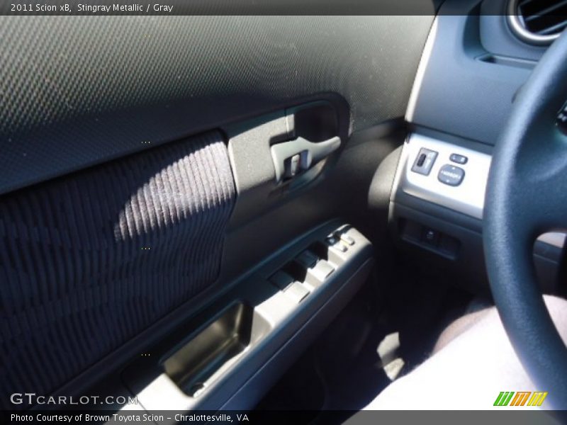 Stingray Metallic / Gray 2011 Scion xB