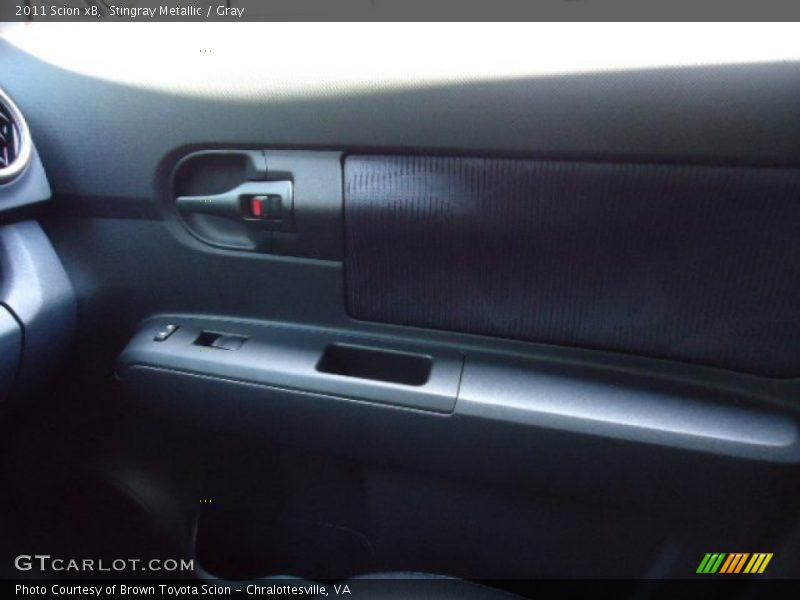 Stingray Metallic / Gray 2011 Scion xB