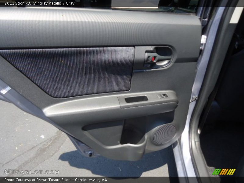 Stingray Metallic / Gray 2011 Scion xB