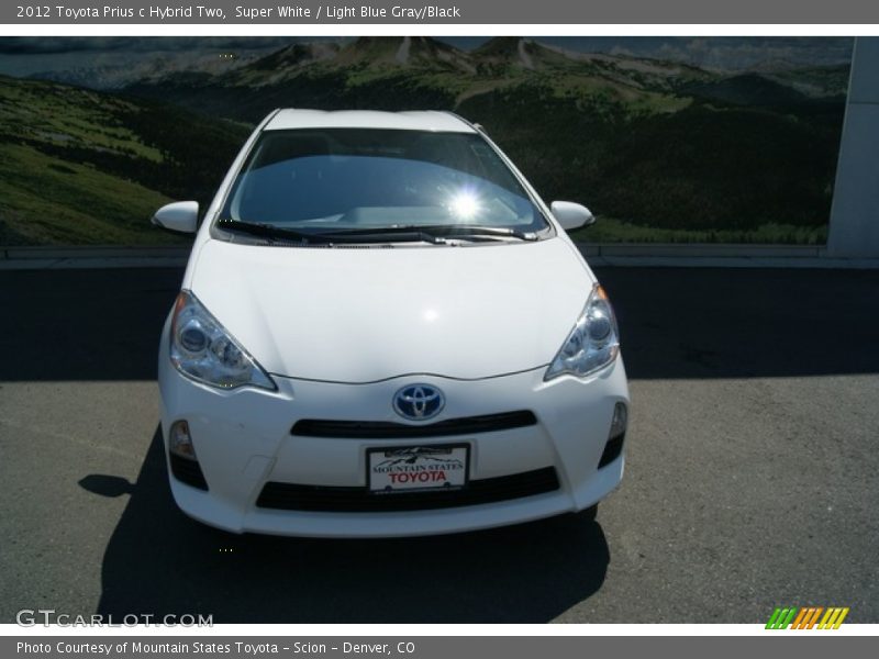 Super White / Light Blue Gray/Black 2012 Toyota Prius c Hybrid Two