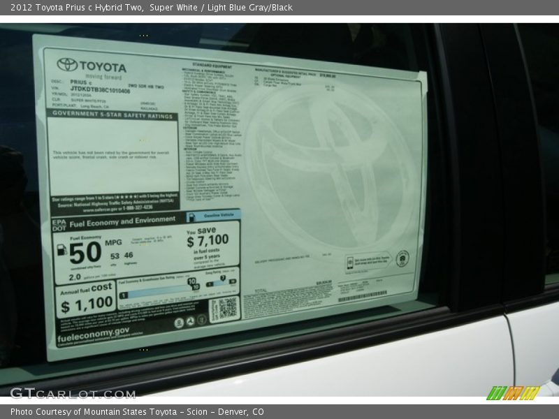 Super White / Light Blue Gray/Black 2012 Toyota Prius c Hybrid Two