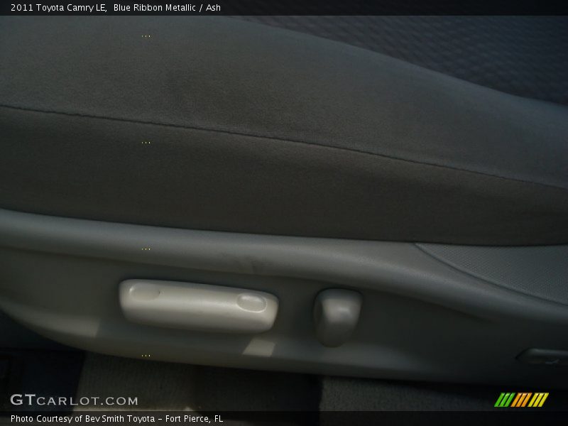 Blue Ribbon Metallic / Ash 2011 Toyota Camry LE