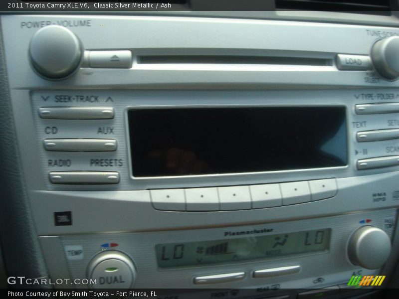 Classic Silver Metallic / Ash 2011 Toyota Camry XLE V6