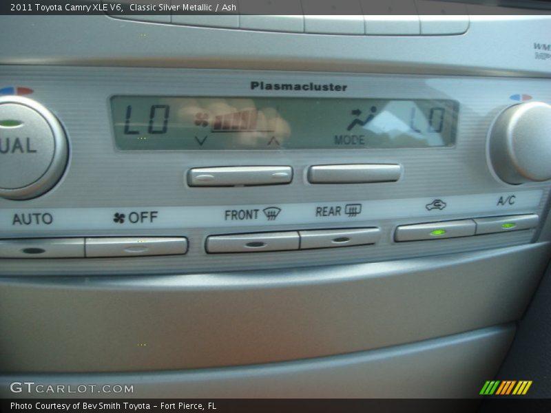 Classic Silver Metallic / Ash 2011 Toyota Camry XLE V6