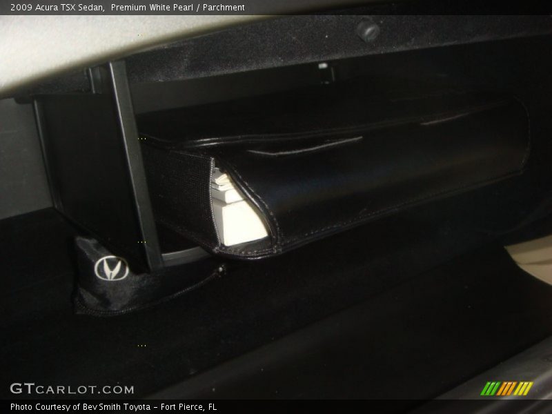 Premium White Pearl / Parchment 2009 Acura TSX Sedan