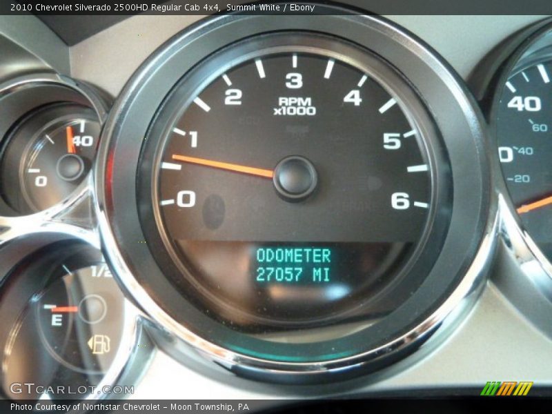 Summit White / Ebony 2010 Chevrolet Silverado 2500HD Regular Cab 4x4