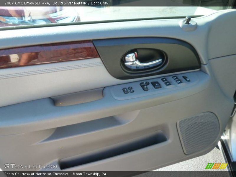Liquid Silver Metallic / Light Gray 2007 GMC Envoy SLT 4x4