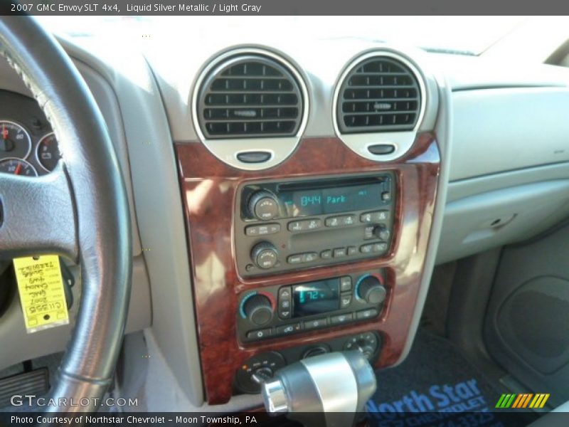 Liquid Silver Metallic / Light Gray 2007 GMC Envoy SLT 4x4